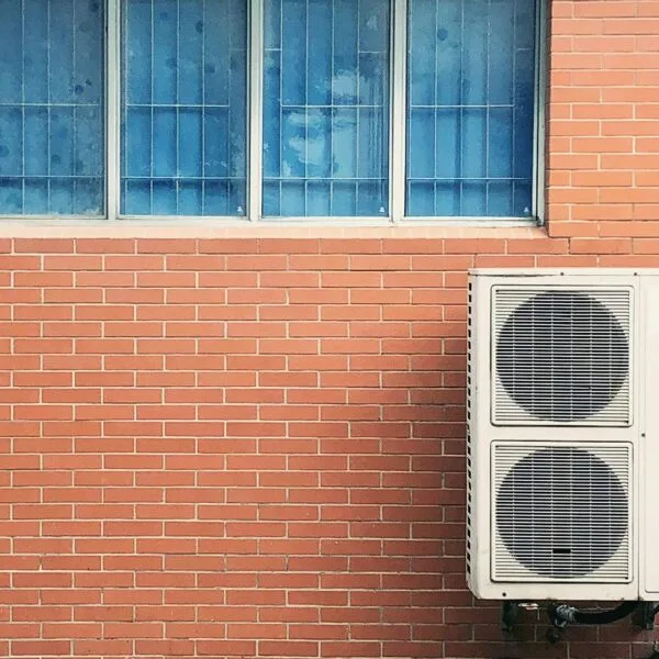 6 ways to reduce air conditioning costs